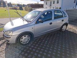 Silber Gebraucht 2004 Opel Corsa Kleinwagen | 550 € (Fairer Preis)