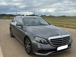 Grau Gebraucht 2019 Mercedes E200 Kombi | 22.950 € (Fairer Preis)