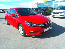 Rot Gebraucht 2018 Opel Astra Dynamic Limousine | 13.990 € (Fairer Preis)
