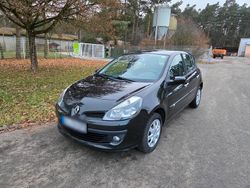 Schwarz Gebraucht 2007 Renault Clio II Kleinwagen | 2.300 €
