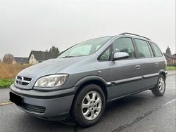 Silber Gebraucht 2004 Opel Zafira Njoy Van / Kleinbus | 1.650 € (Fairer Preis)