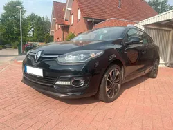 Schwarz Gebraucht 2016 Renault Mégane GrandTour Bose Edition Kombi | 9.800 € (Fairer Preis)