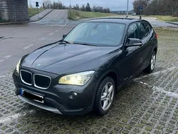 Schwarz Gebraucht 2014 BMW X1 SUV | 10.000 €
