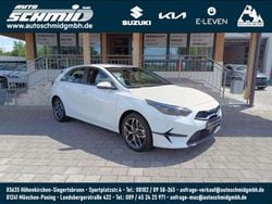 (wd) cararraweiss Gebraucht 2024 Kia Ceed Spirit Limousine | 23.560 € (Guter Preis)
