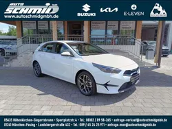(wd) cararraweiss Gebraucht 2024 Kia Ceed Spirit Limousine | 23.560 € (Guter Preis)