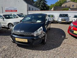 Schwarz Gebraucht 2012 Kia Rio Edition 7 Kleinwagen | 6.299 € (Teuer)