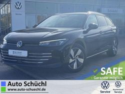 Grenadillschwarz metallic Gebraucht 2025 VW Passat Active Kombi | 33.870 € (Superpreis)