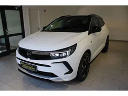 Weiß lack weiss banquise/deckende lac Gebraucht 2024 Opel Grandland X Ultimate SUV | 26.950 € (Etwas zu teuer)