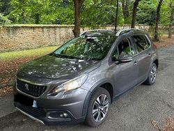 Grau Gebraucht 2019 Peugeot 2008 Allure SUV | 6.990 €