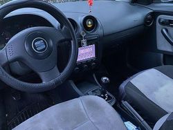 Silber Gebraucht 2006 Seat Ibiza Reference Kleinwagen | 1.000 € (Guter Preis)