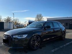 Schwarz Gebraucht 2012 Audi A6 Kombi | 11.999 € (Teuer)