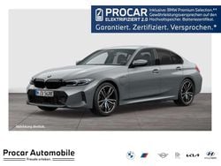 Grau Gebraucht 2024 BMW 330e M Sport Limousine | 43.900 € (Guter Preis)