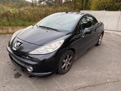 Schwarz Gebraucht 2008 Peugeot 207 CC Cabrio | 1.250 € (Superpreis)