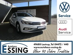 Weiß Gebraucht 2022 VW Passat IQ Drive Kombi | 25.790 € (Etwas zu teuer)