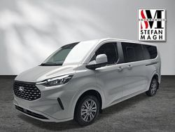 Grau Gebraucht 2025 Ford Tourneo Custom Titanium Van | 50.990 € (Teuer)