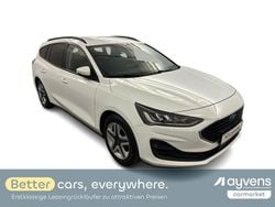 Weiß Gebraucht 2022 Ford Focus Cool & Connect Kombi | 13.480 € (Guter Preis)