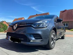 Grau Gebraucht 2018 Renault Clio IV LIMITED Kleinwagen | 7.499 € (Guter Preis)