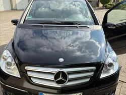 Schwarz Gebraucht 2006 Mercedes B200 Van / Kleinbus | 6.666 € (Teuer)