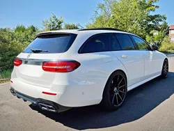 Weiß Gebraucht 2018 Mercedes E200 AMG line Kombi | 32.849 € (Teuer)