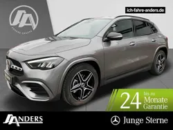 Mountaingrau Gebraucht 2024 Mercedes GLA220 AMG SUV | 42.934 € (Superpreis)