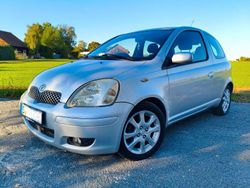 Silber Gebraucht 2004 Toyota Yaris Sol Limousine | 1.000 € (Guter Preis)