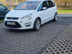 Weiß Gebraucht 2013 Ford S-MAX Sport Van / Kleinbus | 9.500 € (Etwas zu teuer)