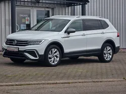 Weiß Gebraucht 2022 VW Tiguan Allspace Life SUV | 28.590 € (Fairer Preis)