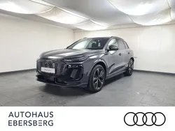 Grau Gebraucht 2025 Audi Q6 e-tron Sport SUV | 81.450 € (Fairer Preis)