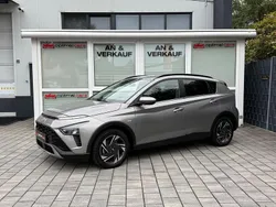 Grau Gebraucht 2021 Hyundai Bayon Trend SUV | 16.950 € (Etwas zu teuer)