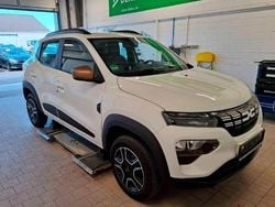 Weiß Gebraucht 2023 Dacia Spring Extreme Kleinwagen | 12.998 € (Guter Preis)