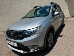 Grau Gebraucht 2019 Dacia Sandero Prestige Kleinwagen | 11.880 € (Etwas zu teuer)