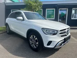 Weiß Gebraucht 2021 Mercedes 200 SUV | 29.490 € (Guter Preis)