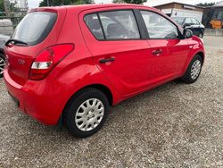 Rot Gebraucht 2011 Hyundai i20 Edition+ Limousine | 3.500 € (Guter Preis)