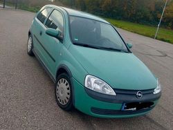 Grün Gebraucht 2002 Opel Corsa Limousine | 1.400 € (Guter Preis)