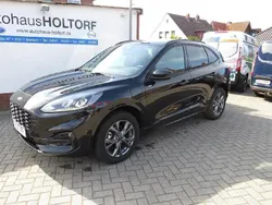 Obsidianschwarz metallic Gebraucht 2022 Ford Kuga ST-Line SUV | 27.980 € (Fairer Preis)