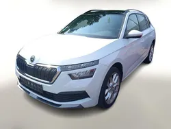 Weiss Gebraucht 2021 Skoda Kamiq Sport SUV | 22.488 € (Guter Preis)