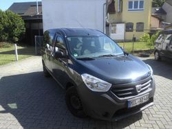 Grau Gebraucht 2014 Dacia Dokker Ambiance Van / Kleinbus | 2.600 € (Fairer Preis)
