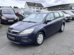 Grau Gebraucht 2009 Ford Focus Style Kombi | 3.990 € (Fairer Preis)
