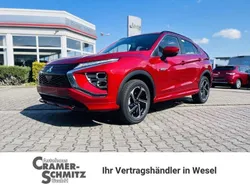 Dynamik rot Neu 2024 Mitsubishi Eclipse Cross Plus SUV | 36.990 €