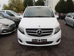 Weiß Gebraucht 2019 Mercedes V200 Van / Kleinbus | 26.900 € (Guter Preis)