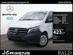 Weiß Gebraucht 2023 Mercedes Vito Van / Kleinbus | 34.391 € (Superpreis)