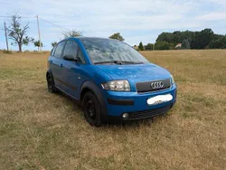Blau Gebraucht 2003 Audi A2 Kleinwagen | 4.100 € (Etwas zu teuer)