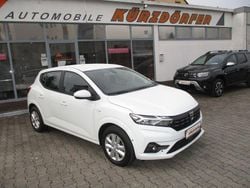 Weiß Gebraucht 2022 Dacia Sandero Comfort Limousine | 11.900 € (Guter Preis)