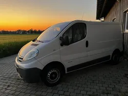 Weiß Gebraucht 2013 Nissan Primastar Van / Kleinbus | 9.900 €