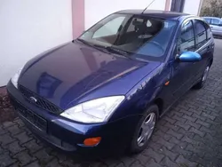 Blau Gebraucht 2000 Ford Focus Limousine | 1.485 € (Teuer)