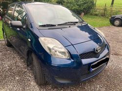 Blau Gebraucht 2009 Toyota Yaris Cool Limousine | 3.500 € (Fairer Preis)