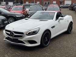 Weiß Gebraucht 2018 Mercedes SLC200 Cabrio | 22.900 € (Fairer Preis)