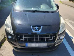 Schwarz Gebraucht 2010 Peugeot 3008 Limousine | 4.400 € (Fairer Preis)