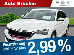 Weiss Gebraucht 2021 Skoda Scala Style Kleinwagen | 19.420 € (Fairer Preis)