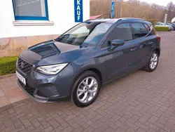 Grau Gebraucht 2024 Seat Arona FR SUV | 21.990 € (Fairer Preis)